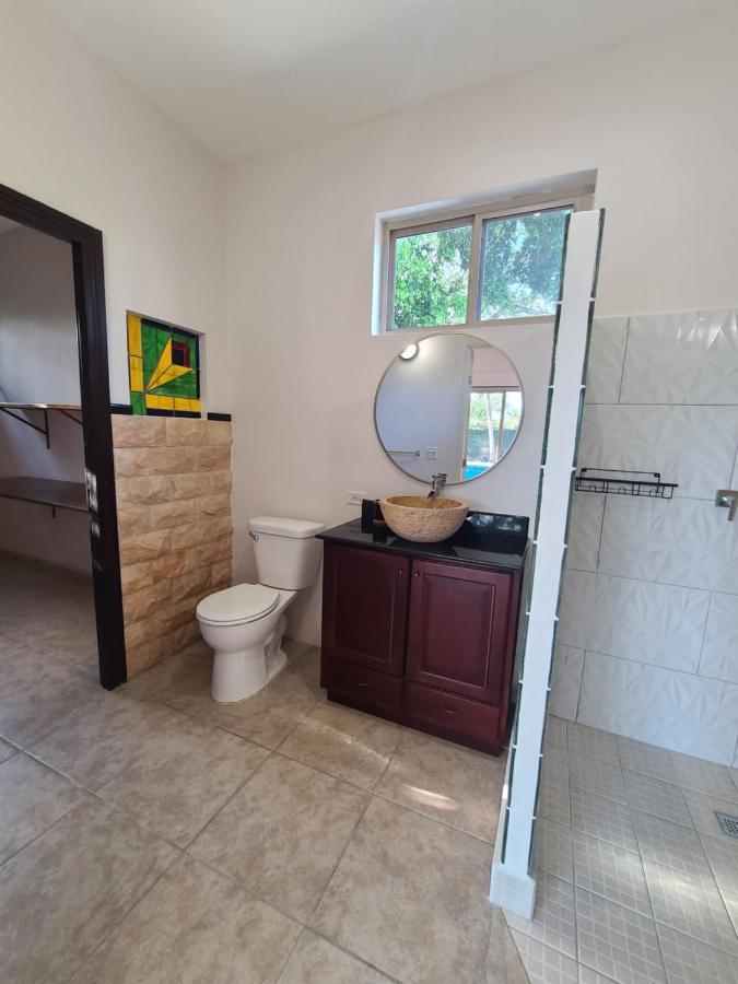 Hotel Pool House With Shared Pool Access David Exterior foto